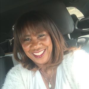 Meet your Posher, Paula